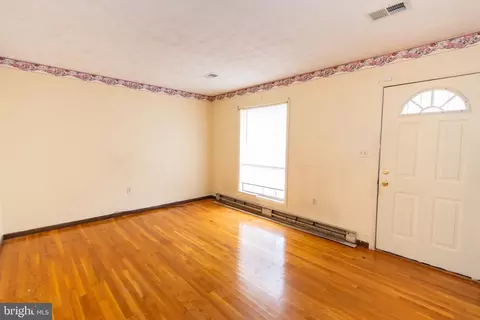 511 E 11th Ave, Ranson, WV 25438 photo 3
