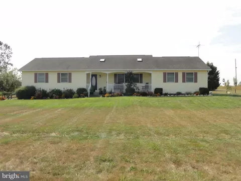 65 Leetown Rd, Summit Point, WV 25446