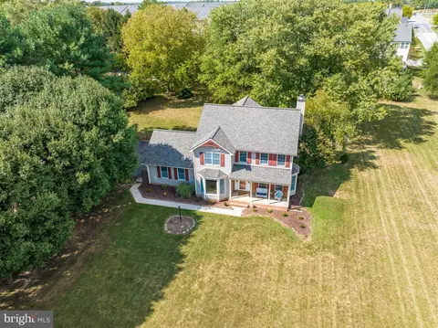 491 Pleasant Valley Dr, Charles Town, WV 25414