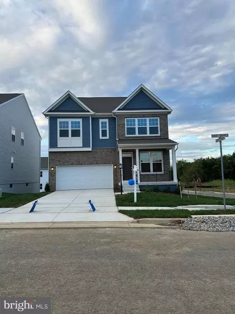 273 Short Branch Dr, Ranson, WV 25438