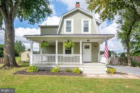 1911 Flowing Springs Rd, Charles Town, WV 25414