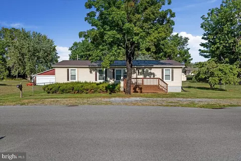 106 N Buchannan St, Ranson, WV 25438