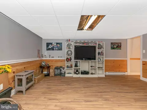 135 Circle St, Ranson, WV 25438 photo 48