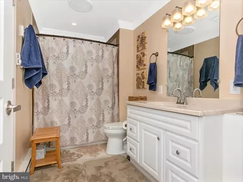 135 Circle St, Ranson, WV 25438 photo 47