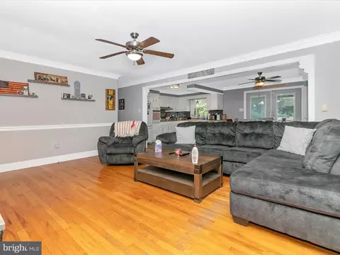 135 Circle St, Ranson, WV 25438 photo 27