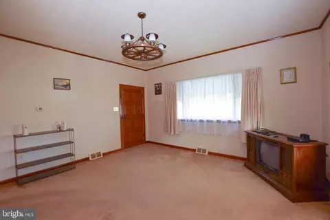 Bedroom - 3086 Summit Point Rd, Summit Point, WV 25446 photo 1 of 1