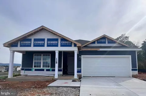 128 Gatehouse Pl, Charles Town, WV 25414