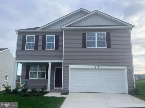 412 Gatehouse Pl, Charles Town, WV 25414