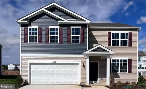 353 Centergate Dr, Charles Town, WV 25414