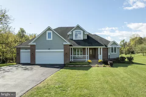 309 Paulas Cir, Kearneysville, WV 25430