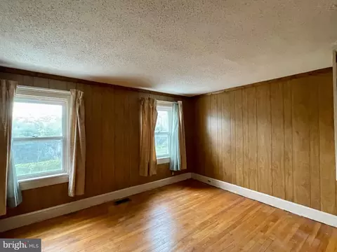 119 E 10th Ave, Ranson, WV 25438 photo 19