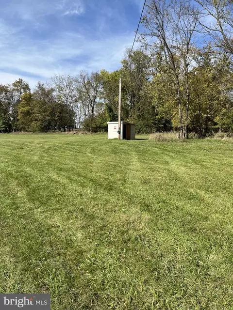 Bower Rd, Kearneysville, WV 25430