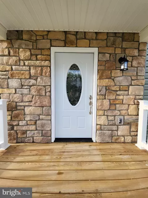 103 E 7th Ave, Ranson, WV 25438 photo 6