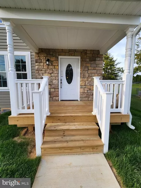 105 E 7th Ave, Ranson, WV 25438 photo 6