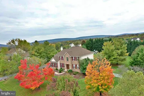 38 Sharp St, Harpers Ferry, WV 25425