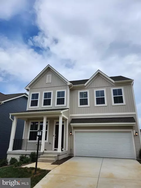211 Short Branch Rd, Ranson, WV 25438