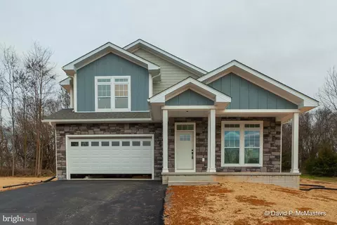 371 Mcquilkin Run Way, Shepherdstown, WV 25443