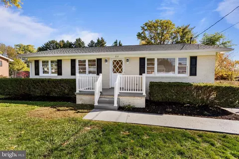 250 Euclid Ave, Charles Town, WV 25414