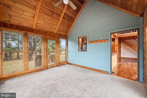 1195 Summit Point Rd, Summit Point, WV 25446 photo 11