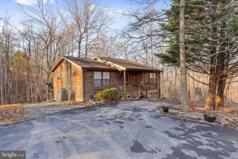 30 Wild Hare Rd, Harpers Ferry, WV 25425