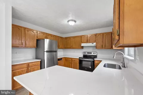 77 Flopsy Ct, Ranson, WV 25438 photo 23