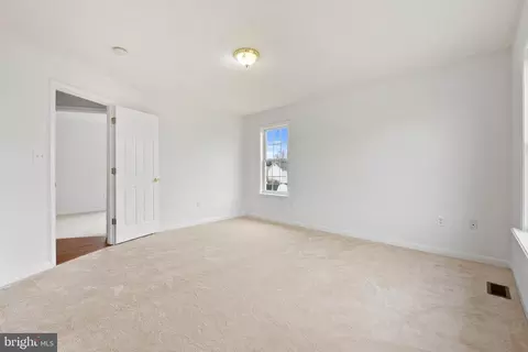 77 Flopsy Ct, Ranson, WV 25438 photo 38