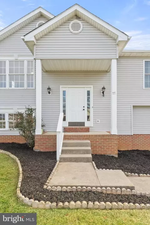 77 Flopsy Ct, Ranson, WV 25438 photo 9