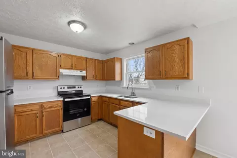 77 Flopsy Ct, Ranson, WV 25438 photo 24