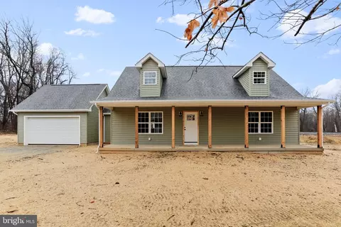 91 Good Folks Rd, Kearneysville, WV 25430
