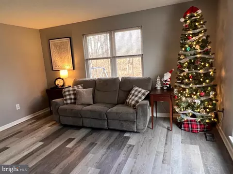 209 Greenhill Ct, Ranson, WV 25438 photo 31