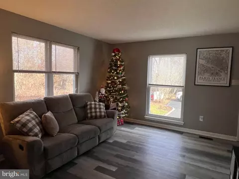 209 Greenhill Ct, Ranson, WV 25438 photo 32