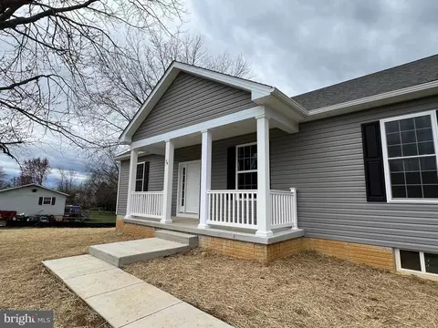 74 Apple Tree Dr, Ranson, WV 25438