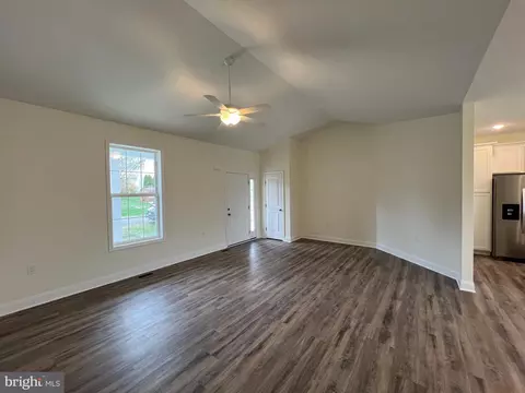 74 Apple Tree Dr, Ranson, WV 25438 photo 10