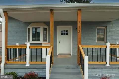 213 E 7th Ave, Ranson, WV 25438 photo 2