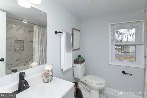 213 E 7th Ave, Ranson, WV 25438 photo 27