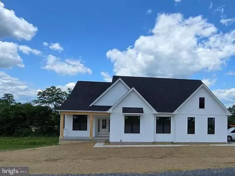 50 Taliesen Way #2-2, Kearneysville, WV 25430