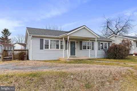 601 N Fairfax Blvd, Ranson, WV 25438