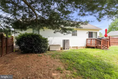 Exterior - 27 Bugs Ct, Ranson, WV 25438 photo 8 of 13