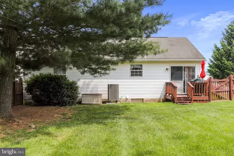 Exterior - 27 Bugs Ct, Ranson, WV 25438 photo 11 of 13