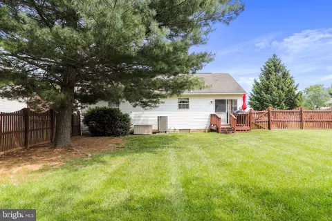 Exterior - 27 Bugs Ct, Ranson, WV 25438 photo 10 of 13