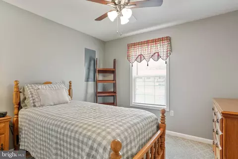 Bedroom - 27 Bugs Ct, Ranson, WV 25438 photo 4 of 8