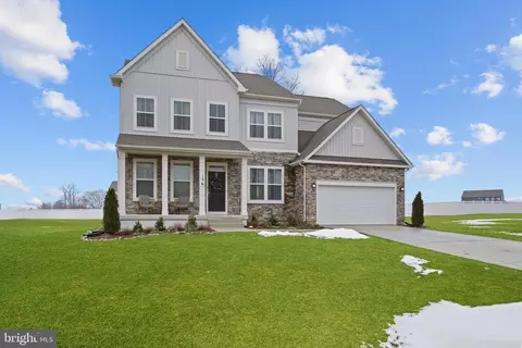 136 Plowman Rd, Shenandoah Junction, WV 25442