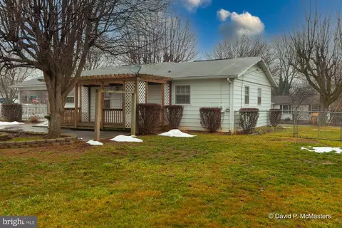 Exterior - 29 Cider Ln, Ranson, WV 25438 photo 11 of 16