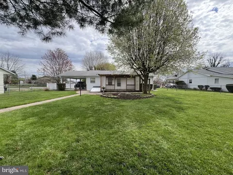 Exterior - 29 Cider Ln, Ranson, WV 25438 photo 7 of 16