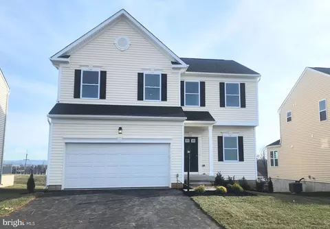 85 Peters Ave, Ranson, WV 25438