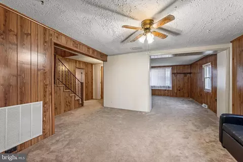 112 E 11th Ave, Ranson, WV 25438 photo 15