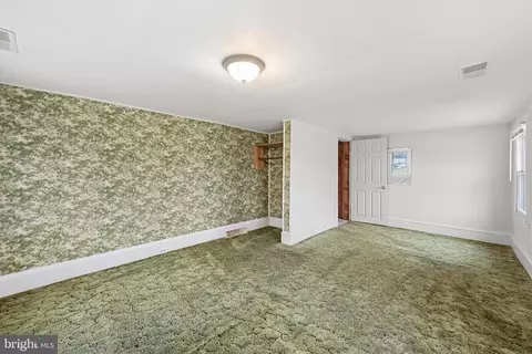 112 E 11th Ave, Ranson, WV 25438 photo 24