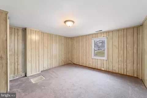 112 E 11th Ave, Ranson, WV 25438 photo 21