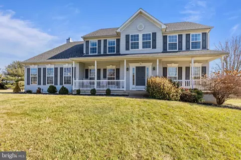 76 Sweet Shade Ct, Harpers Ferry, WV 25425