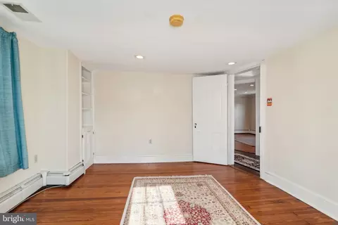 Living - 290 Virginia Ave, Summit Point, WV 25446 photo 4 of 7